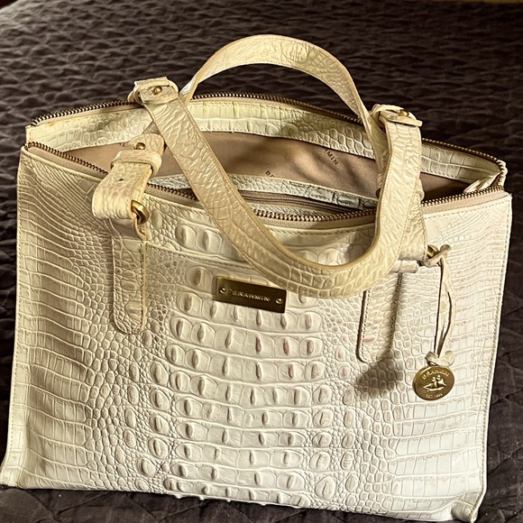 X sold x Brahmin handbag EUC Oyster color - Picture 1 of 12